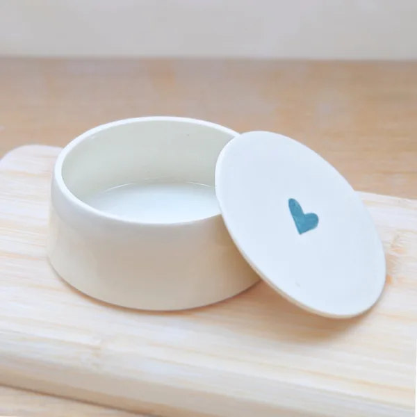 Grande Boite en Porcelaine